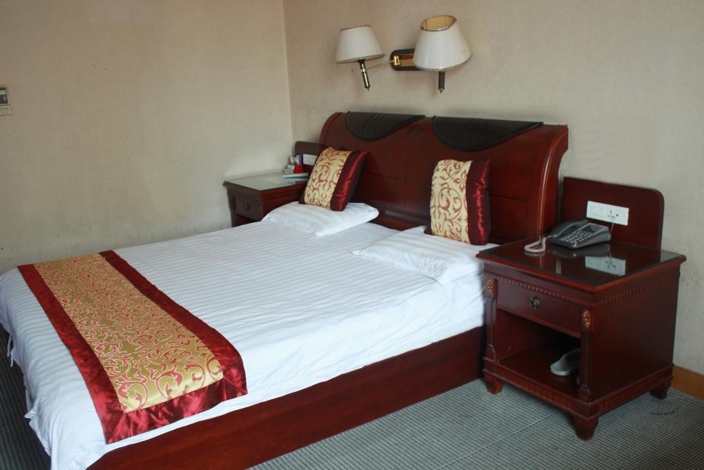 Taizhou Taishan Business Hotel Номер фото